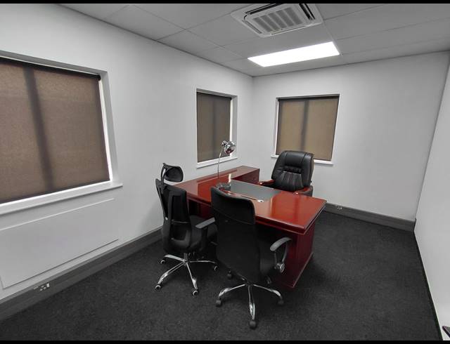 480M² OFFICE TO LET IN VORNA VALLEY
